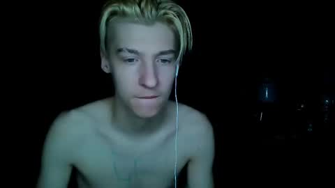 Snapshot of mrsexycum4u chatting on February 22, 9:01 am Adam online show from February 22, 9:01 am