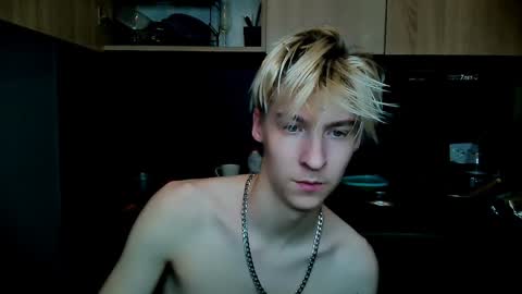 Snapshot of mrsexycum4u chatting on January 17, 4:06 am Adam online show from January 17, 4:06 am
