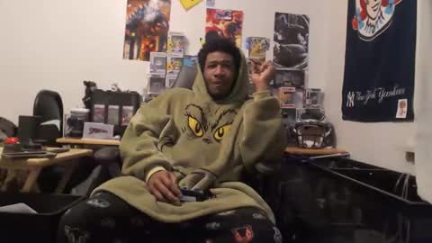 mrsoonicexrated online show from January 6, 9:13 am