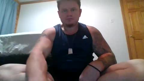 Snapshot of mrthick954 chatting on October 6, 1:10 am mrthick954 online show from October 6, 1:10 am