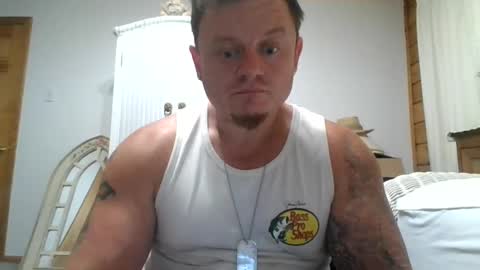 Snapshot of mrthick954 chatting on October 1, 12:58 am mrthick954 online show from October 1, 12:58 am