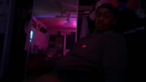 Snapshot of mrthicknlong6 chatting on January 27, 2:10 am mrthicknlong6 online show from January 27, 2:10 am