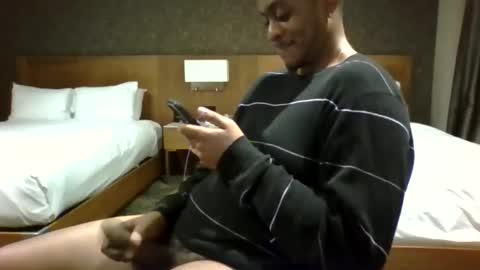Snapshot of mrthicknlong6 chatting on January 9, 2:33 am mrthicknlong6 online show from January 9, 2:33 am