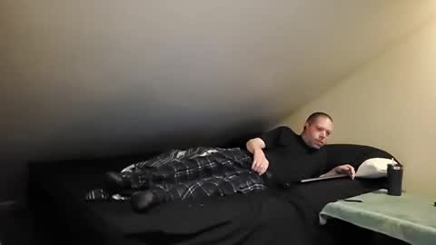 mrxhere online show from March 21, 5:44 am