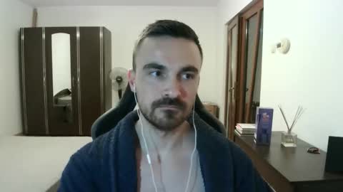 Victor online show from March 25, 7:18 pm