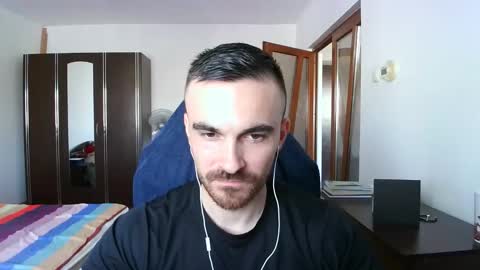 Snapshot of mu5clemania chatting on October 29, 11:35 am Victor online show from October 29, 11:35 am