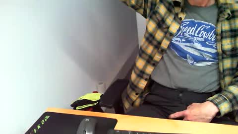 mucfag online show from March 23, 5:08 pm