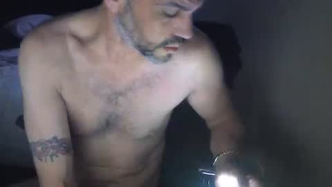 Muffdiver online show from December 19, 8:24 am