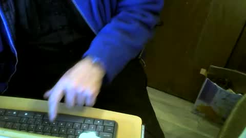 Snapshot of muller520 chatting on January 4, 2:56 pm muller520 online show from January 4, 2:56 pm