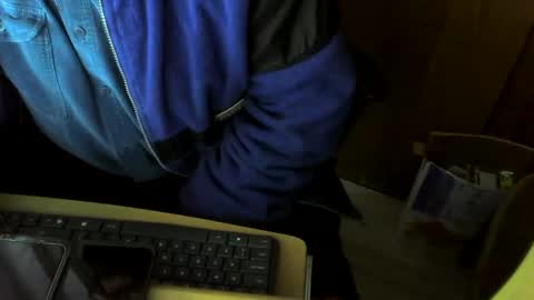 Snapshot of muller520 chatting on February 17, 2:26 pm muller520 online show from February 17, 2:26 pm