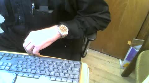 Snapshot of muller520 chatting on March 7, 2:45 pm muller520 online show from March 7, 2:45 pm