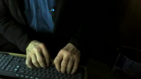 Snapshot of muller520 chatting on December 3, 9:20 am muller520 online show from December 3, 9:20 am