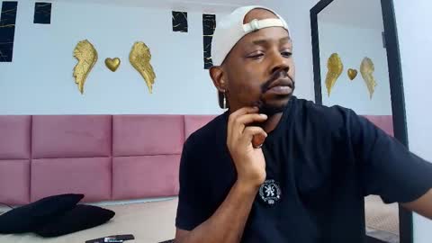 Snapshot of muller_asher chatting on October 14, 8:16 pm Muller Asher online show from October 14, 8:16 pm