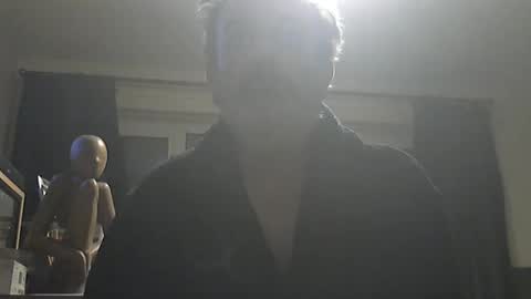 munch10 online show from October 26, 9:17 pm