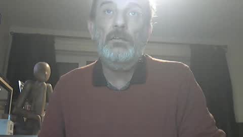 Snapshot of munch10 chatting on October 19, 9:29 pm munch10 online show from October 19, 9:29 pm