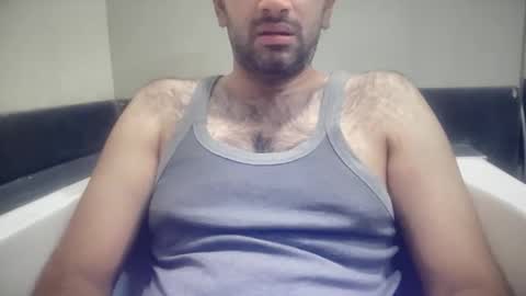 munnabobby2008 online show from April 3, 5:10 pm