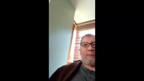 Leifgan online show from October 31, 1:47 pm