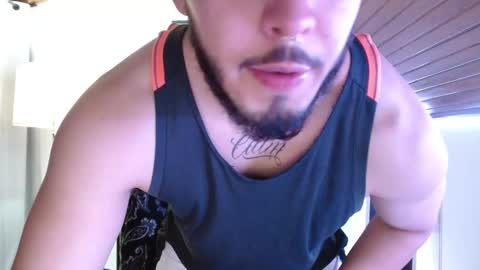 Snapshot of muscle_cock32 chatting on February 26, 9:42 am David Big online show from February 26, 9:42 am