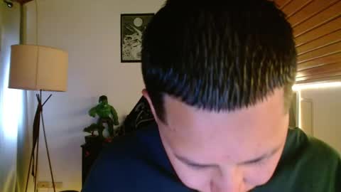 Snapshot of muscle_cock32 chatting on February 27, 12:34 pm David Big online show from February 27, 12:34 pm