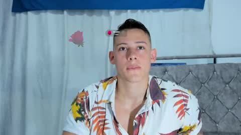 Snapshot of muscle_king_cum chatting on January 29, 1:49 pm muscle_king_cum online show from January 29, 1:49 pm