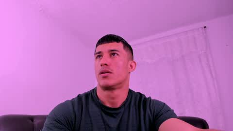 Muscle Man online show from April 26, 3:20 pm
