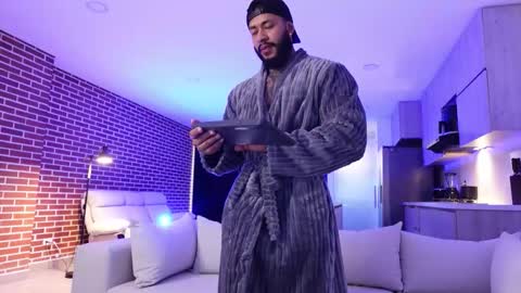 Nick online show from November 7, 1:14 pm