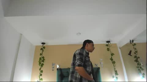 muscle scott online show from October 24, 1:13 pm