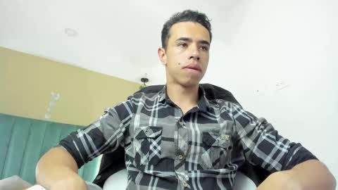 Snapshot of muscle_scott chatting on September 18, 12:07 pm muscle scott online show from September 18, 12:07 pm