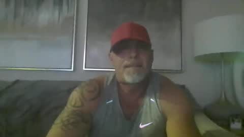Muscleddaddy online show from December 10, 1:40 am