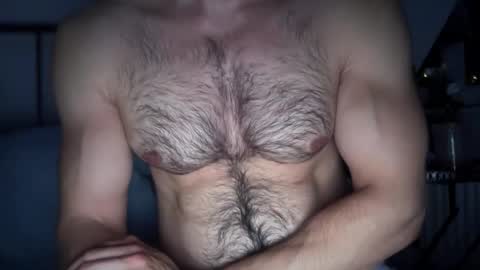 Snapshot of musclehair3 chatting on September 19, 10:20 pm musclehair3 online show from September 19, 10:20 pm