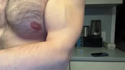 musclehair3 online show from May 12, 8:28 pm