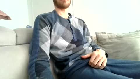 Snapshot of musclelong18 chatting on December 29, 8:55 am stefano online show from December 29, 8:55 am