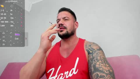 Snapshot of musclemonster31 chatting on January 1, 9:41 pm MuscleMonster31 online show from January 1, 9:41 pm