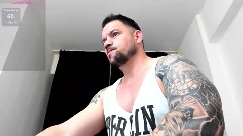 MuscleMonster31 online show from January 14, 1:54 am