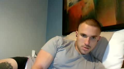 muscleshow00 online show from December 21, 8:00 am