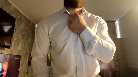 muscularjuggler online show from February 16, 2:42 am