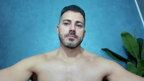 Snapshot of muscularmaster chatting on December 2, 10:16 am muscularmaster onlyfans online show from December 2, 10:16 am