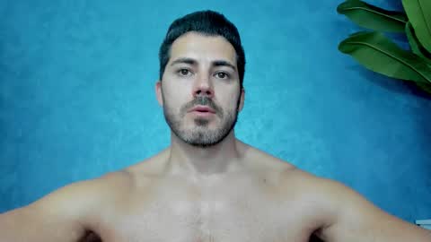 Snapshot of muscularmaster chatting on September 15, 9:38 pm muscularmaster onlyfans online show from September 15, 9:38 pm