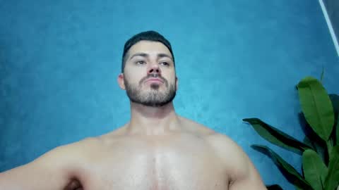 Snapshot of muscularmaster chatting on January 4, 10:45 pm muscularmaster onlyfans online show from January 4, 10:45 pm