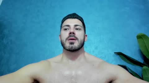 Snapshot of muscularmaster chatting on February 23, 12:15 am muscularmaster onlyfans online show from February 23, 12:15 am