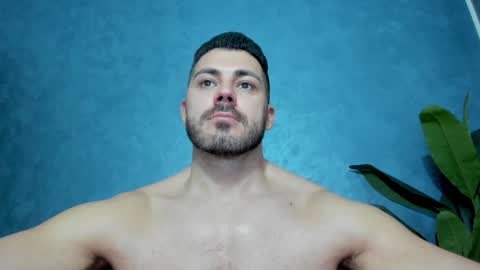 Snapshot of muscularmaster chatting on January 19, 10:17 pm muscularmaster onlyfans online show from January 19, 10:17 pm