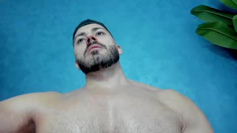 Snapshot of muscularmaster chatting on November 1, 12:47 am muscularmaster onlyfans online show from November 1, 12:47 am