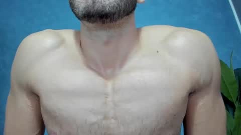 Snapshot of muscularmaster chatting on December 4, 10:13 am muscularmaster onlyfans online show from December 4, 10:13 am