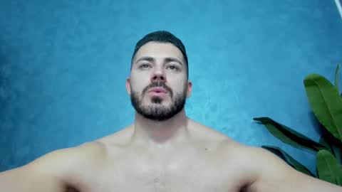 Snapshot of muscularmaster chatting on February 14, 10:48 pm muscularmaster onlyfans online show from February 14, 10:48 pm