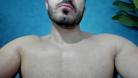 Snapshot of muscularmaster chatting on October 21, 10:01 pm muscularmaster onlyfans online show from October 21, 10:01 pm