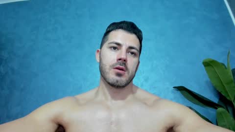 Snapshot of muscularmaster chatting on January 28, 10:23 pm muscularmaster onlyfans online show from January 28, 10:23 pm