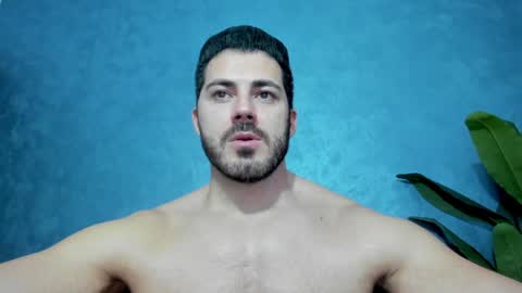 Snapshot of muscularmaster chatting on February 8, 12:38 am muscularmaster onlyfans online show from February 8, 12:38 am