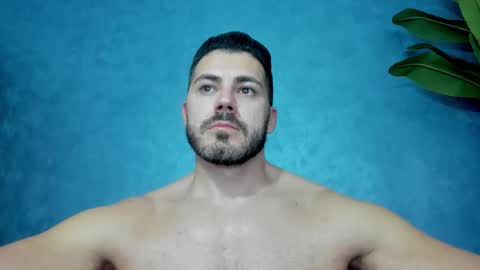 Snapshot of muscularmaster chatting on October 17, 8:57 pm muscularmaster onlyfans online show from October 17, 8:57 pm