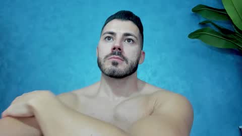 Snapshot of muscularmaster chatting on October 14, 9:27 am muscularmaster onlyfans online show from October 14, 9:27 am