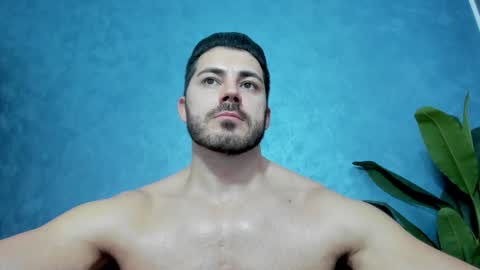 Snapshot of muscularmaster chatting on February 5, 10:01 pm muscularmaster onlyfans online show from February 5, 10:01 pm
